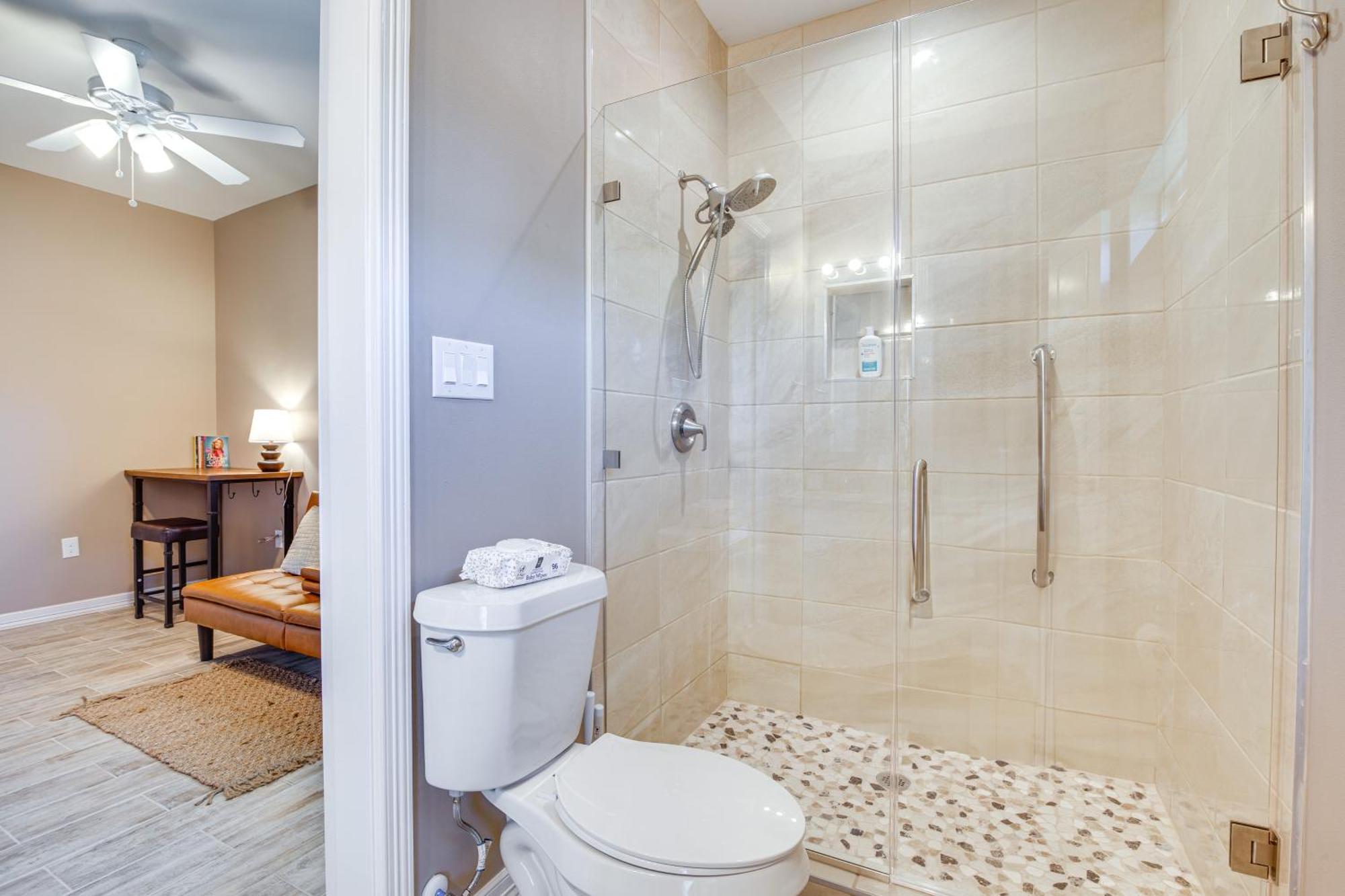 Pet-Friendly Brownsville Apartment With Yard! Exterior photo