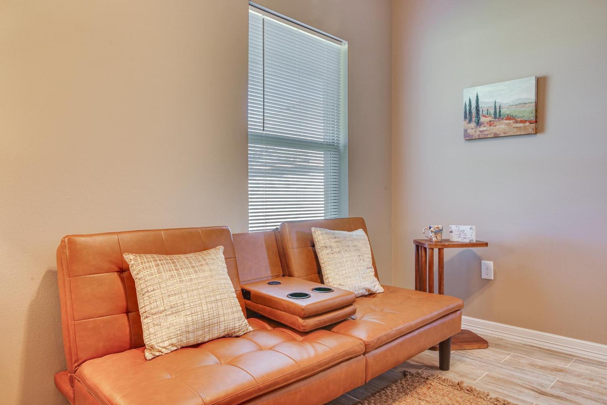 Pet-Friendly Brownsville Apartment With Yard! Exterior photo