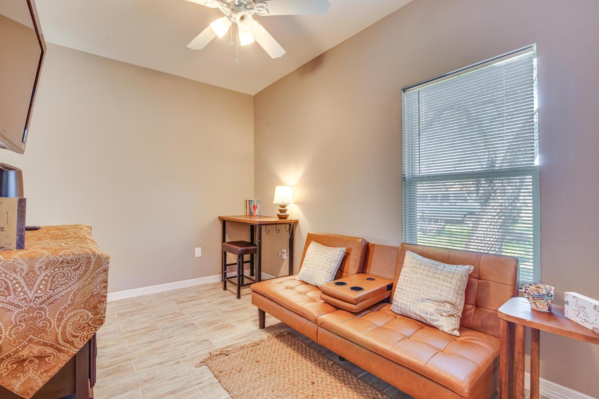Pet-Friendly Brownsville Apartment With Yard! Exterior photo